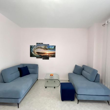 Beachfront With Hotel Facilities Vlore Exterior photo